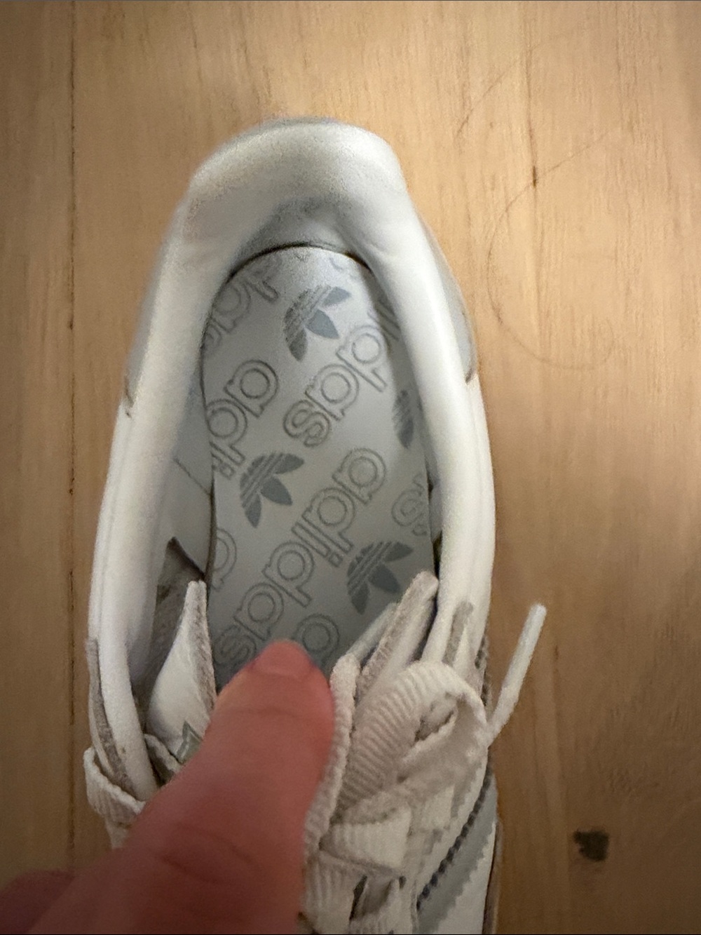 ADIDAS ORIGINALS SAMBA OG "CLOUD WHITE HALO BLUE" size 6.5 - Picture 5 of 6